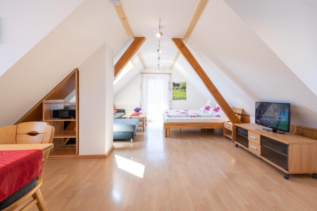 מלון אולינגן בירקנדורף Haus Hilda Fechtig מראה חיצוני תמונה